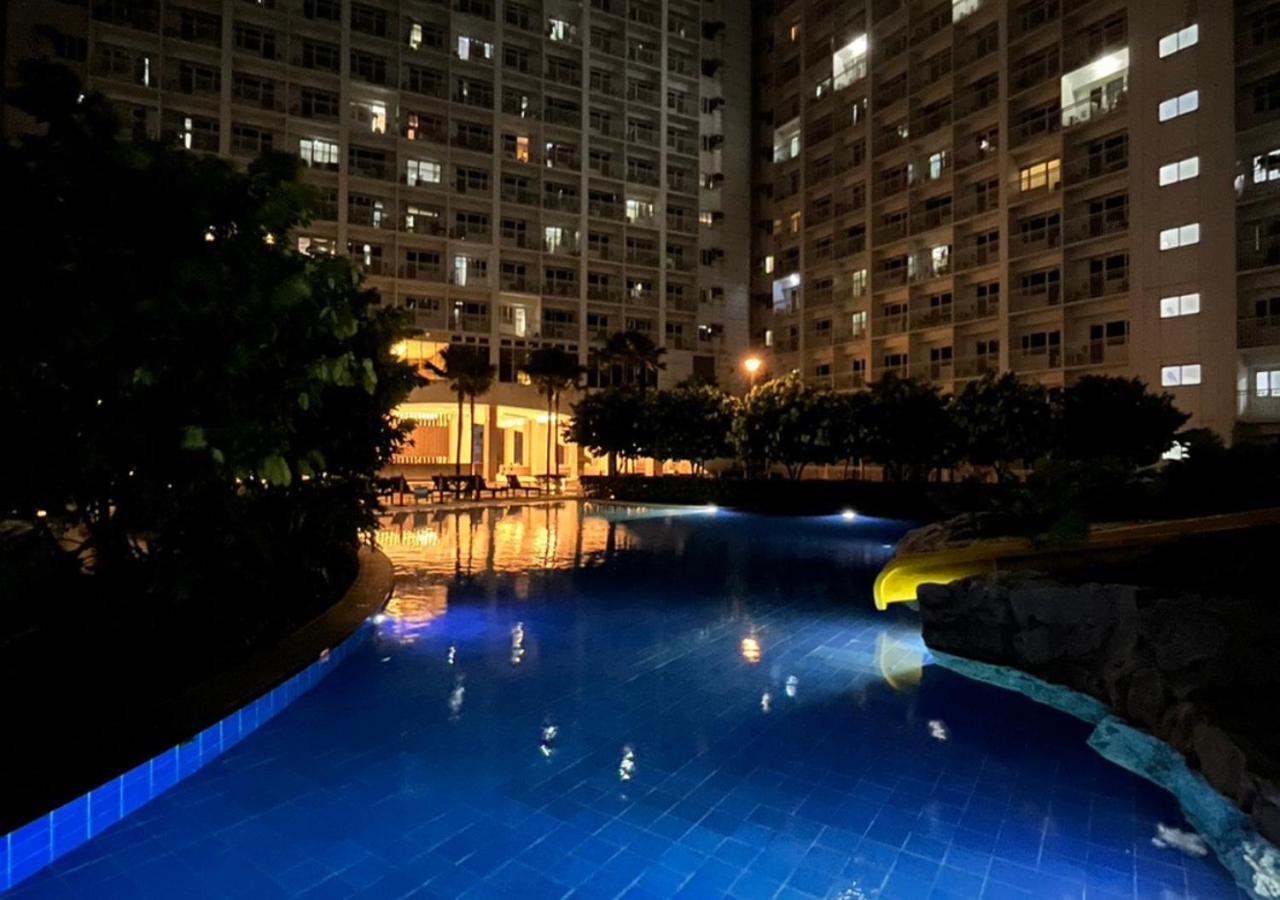 Victoria Suite At Shore Residences Pasay Buitenkant foto
