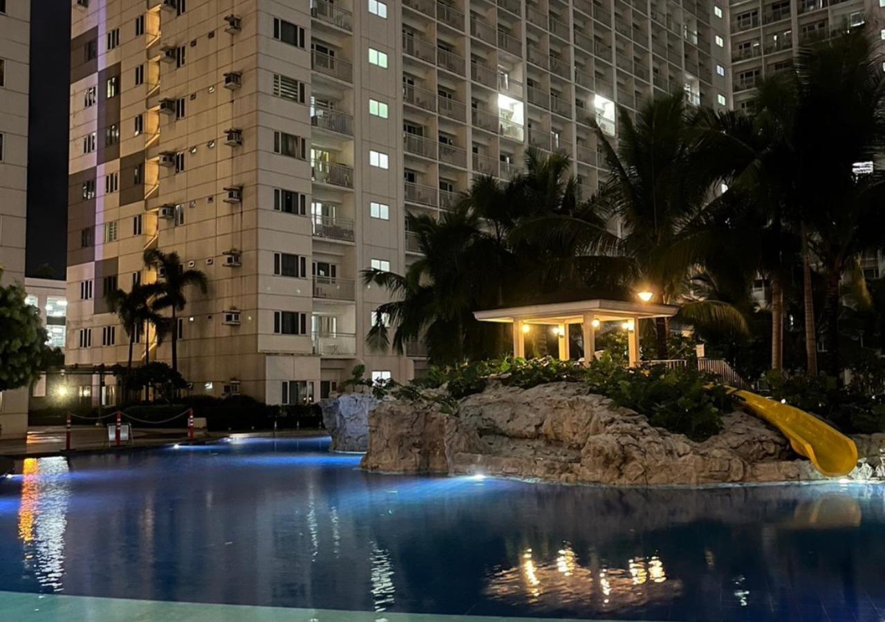 Victoria Suite At Shore Residences Pasay Buitenkant foto